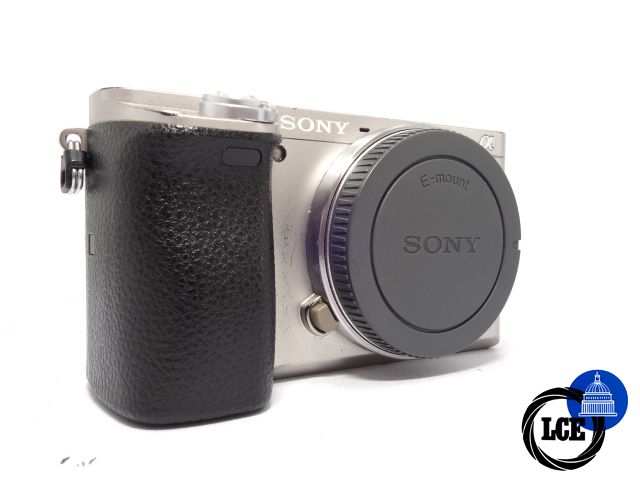 Sony a6000 body