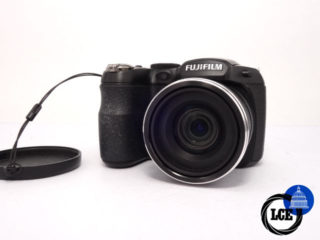 FujiFilm FINEPIX S2995 
