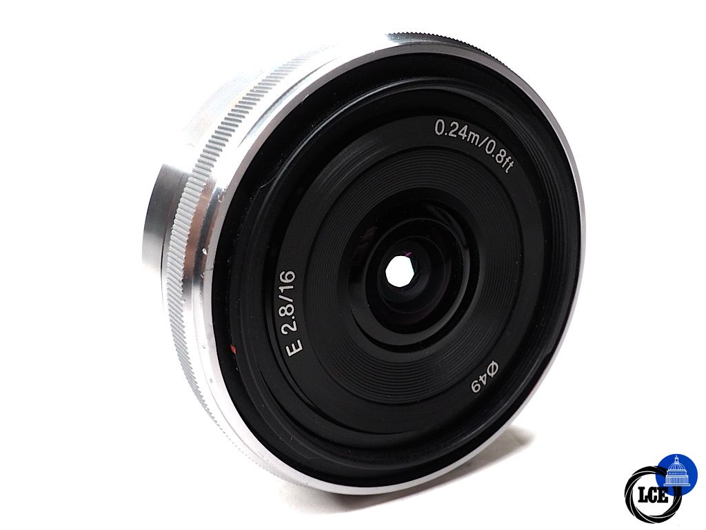 Sony E 16mm f2.8 Sony E 16mm f2.8