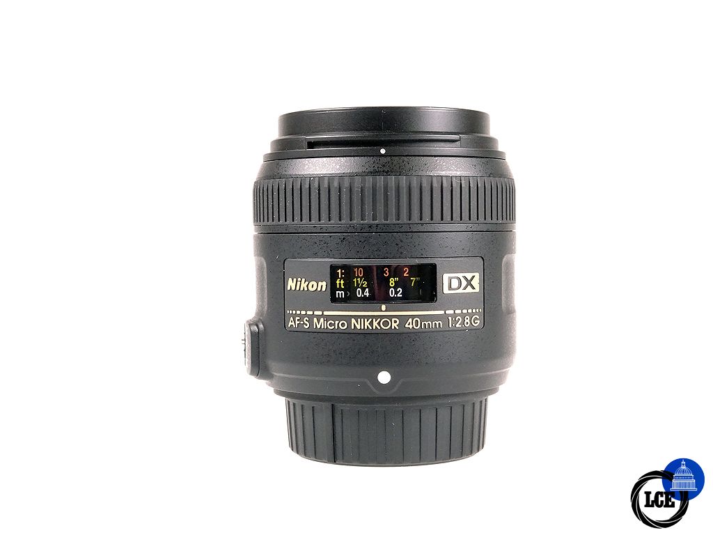 Nikon AF-S DX Micro 40mm f2.8G Nikon AF-S DX Micro 40mm f2.8G