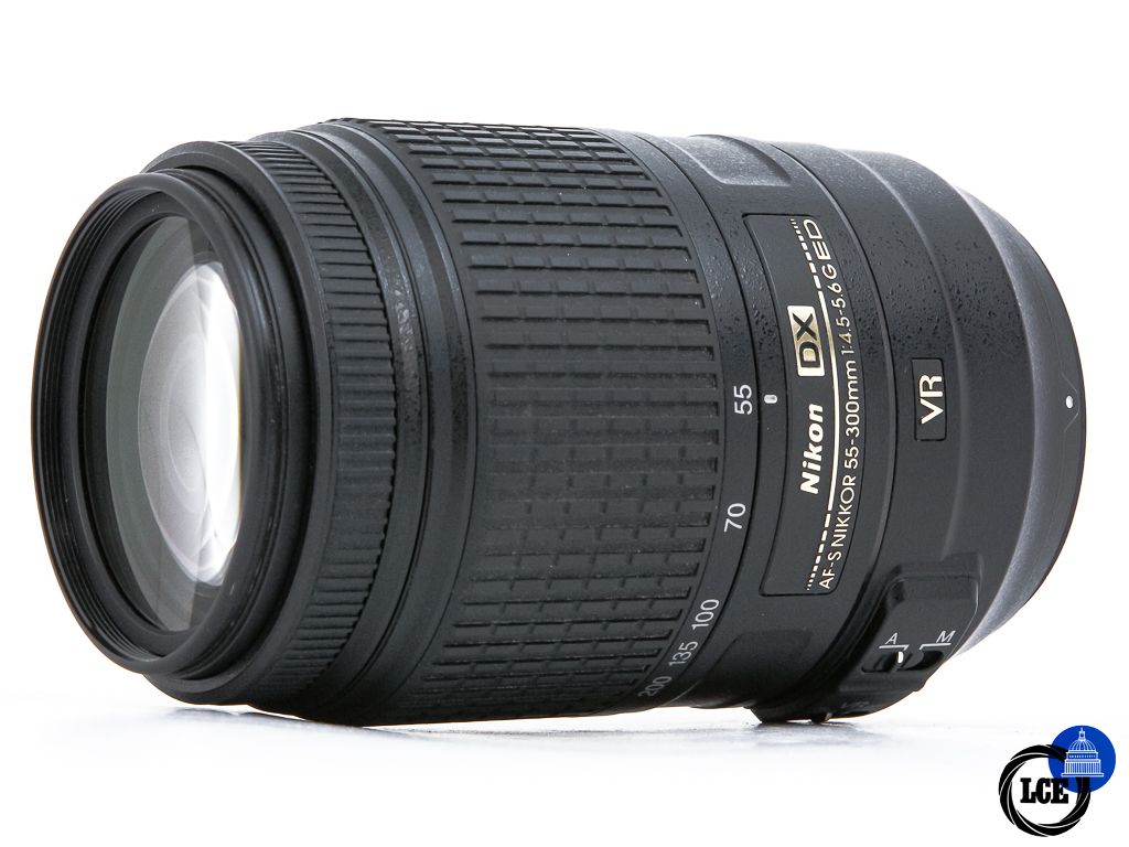 Nikon AF-S 55-300mm f4.5-5.6 G ED VR DX Nikon AF-S 55-300mm f4.5-5.6 G ED VR DX
