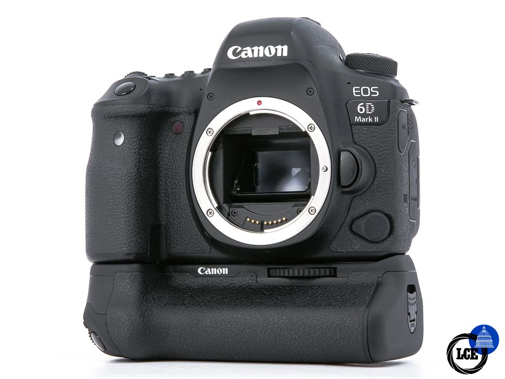 Canon EOS 6D II + BG-E21 **11k Shutter Count** Canon EOS 6D II + BG-E21 **11k Shutter Count**