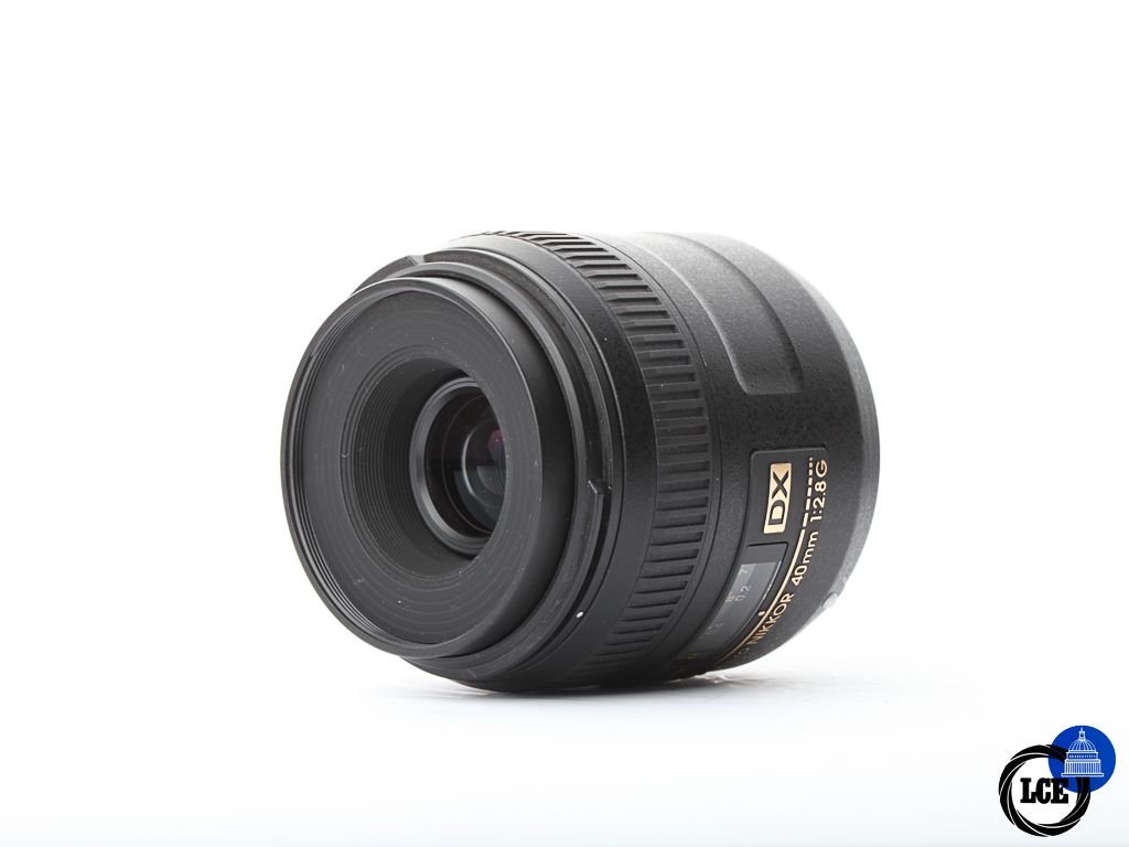 Nikon AF-S 40mm f/2.8 DX Macro | 10110731 Nikon AF-S 40mm f/2.8 DX Macro | 10110731