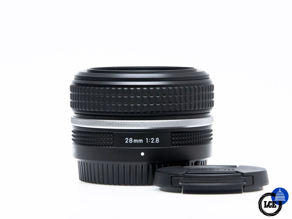 Nikon Z 28mm f/2.8 SE Nikon Z 28mm f/2.8 SE