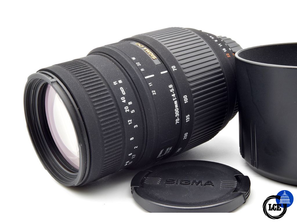 Sigma 70-300mm f/4-5.6 DG Macro (Nikon Fitting) 