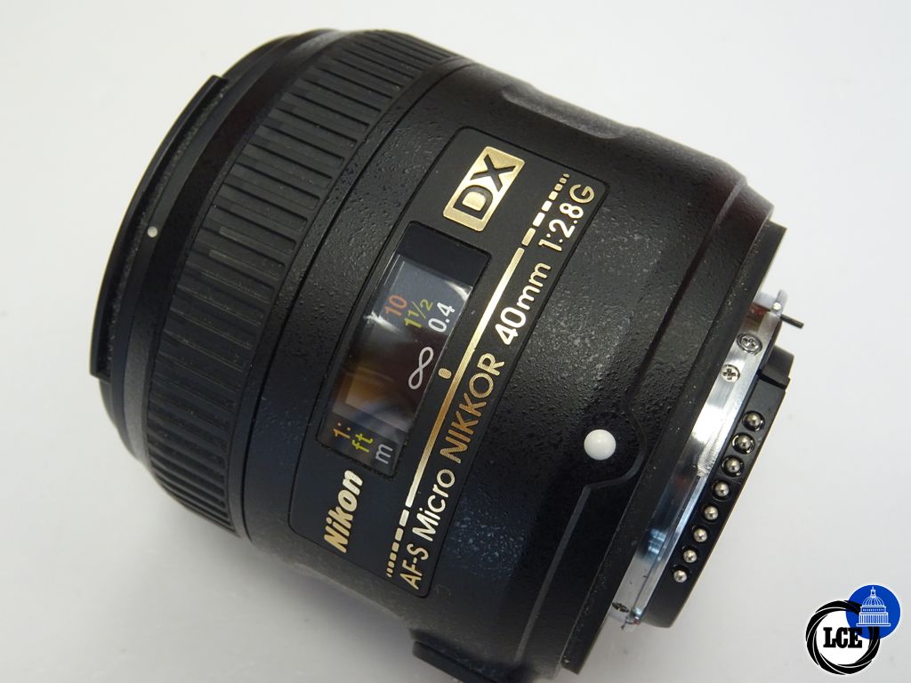Nikon AF-S 40mm f2.8 G DX