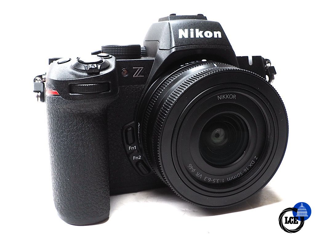 Nikon Z50 II + 16-50mm Nikon Z50 II + 16-50mm
