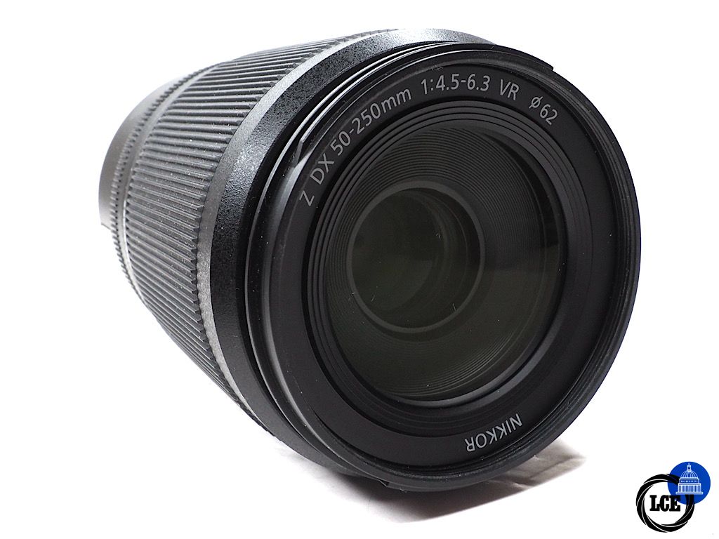 Nikon Z 50-250mm f4.5-6.3 Nikon Z 50-250mm f4.5-6.3