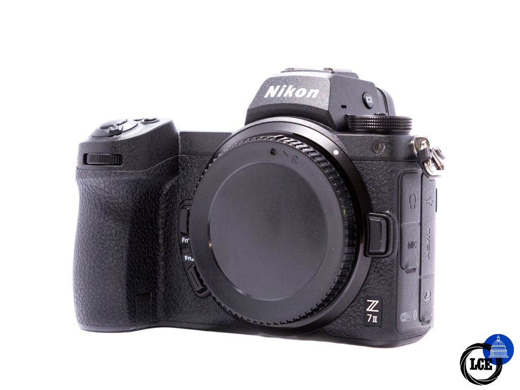 Nikon Z7 II Body *Boxed* *Low Shutter Count* Nikon Z7 II Body *Boxed* *Low Shutter Count*