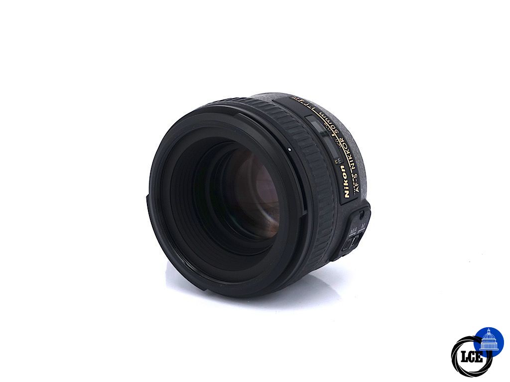 Nikon AF-S 50mm F1.4G | 4* Nikon AF-S 50mm F1.4G | 4*