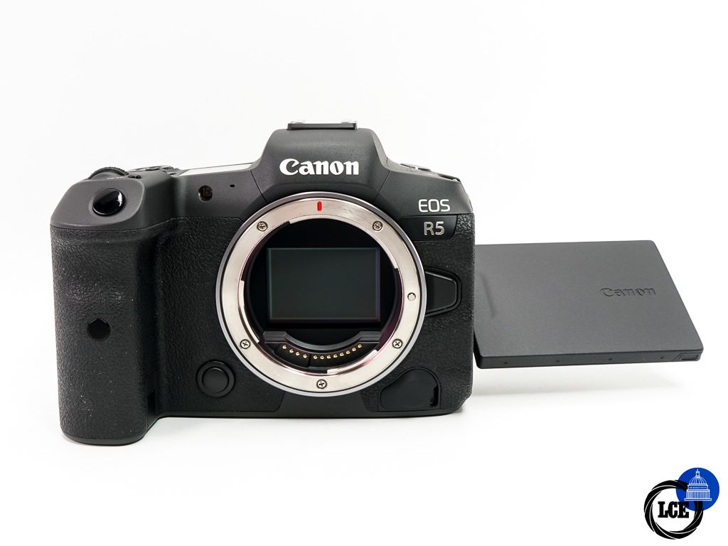 Canon EOS R5 Body * LOW SHUTTER COUNT * Canon EOS R5 Body * LOW SHUTTER COUNT *
