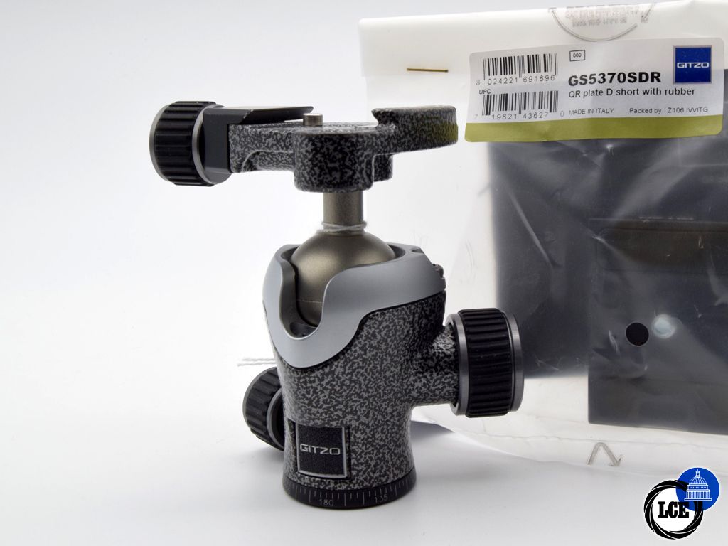 Gitzo GH1382TQD Ball Head inc Gitzo GS5370SDR QR Plate. 