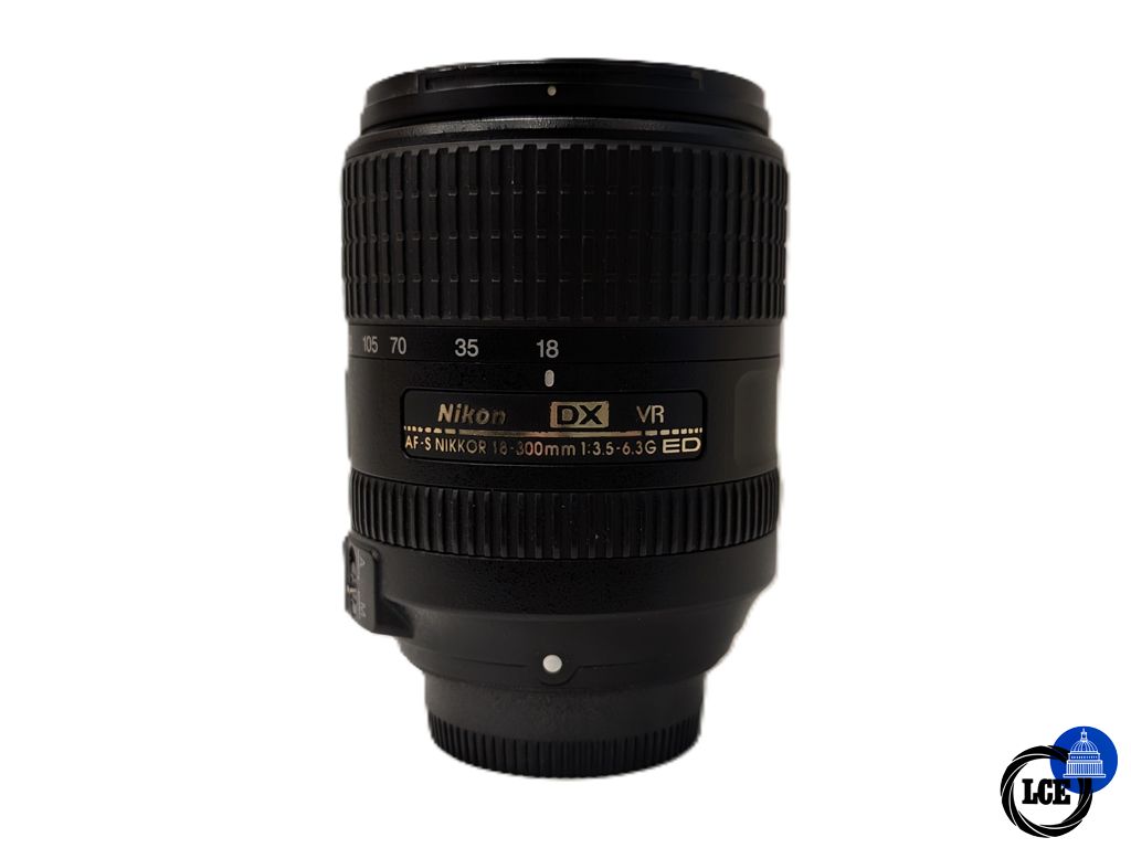 Nikon AF-S 18-300mm F3.5-6.3 DX ED VR Nikon AF-S 18-300mm F3.5-6.3 DX ED VR