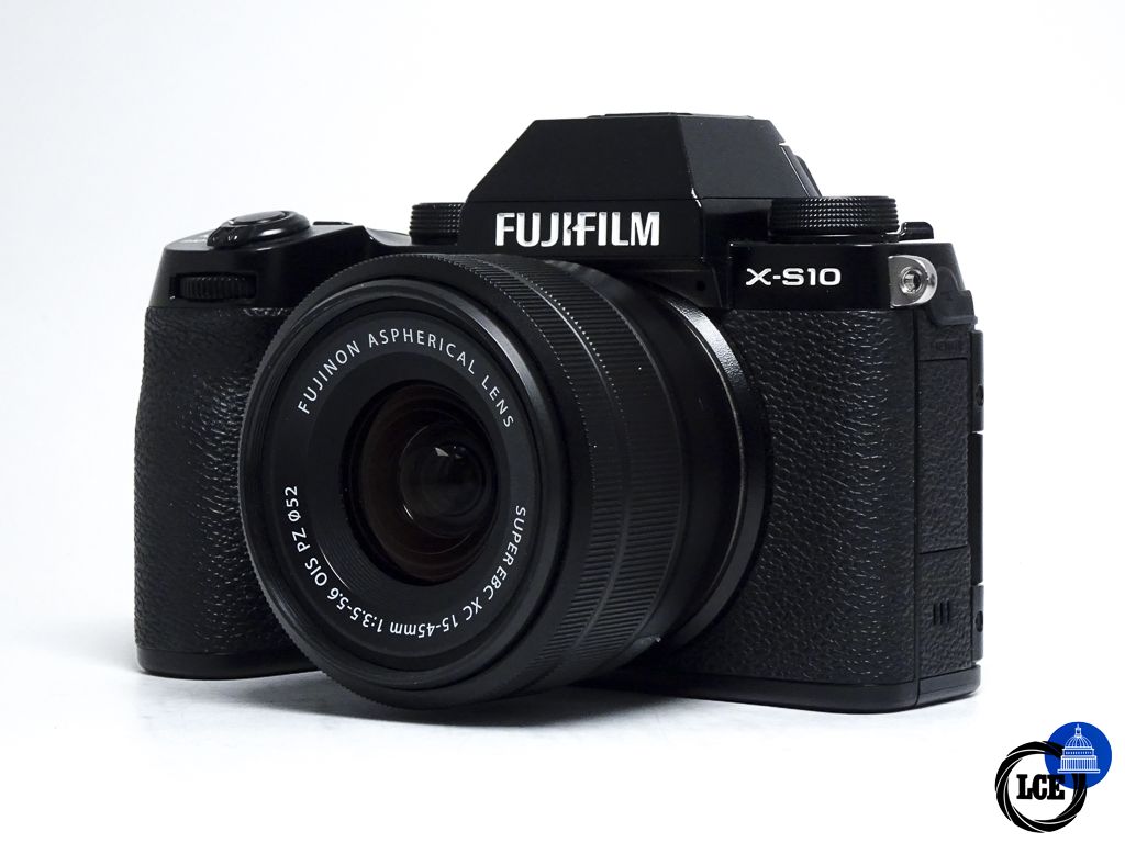 FujiFilm X-S10 + 15-45 OIS PZ Kit FujiFilm X-S10 + 15-45 OIS PZ Kit