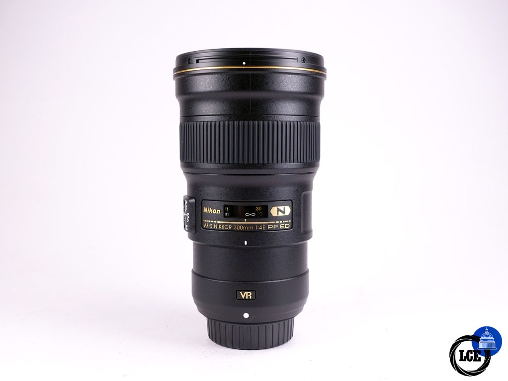 Nikon AF-S 300mm F4E PF ED VR Nikon AF-S 300mm F4E PF ED VR