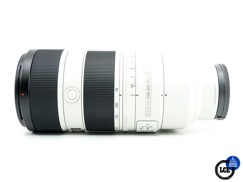 Sony FE 70-200mm F2.8 GM OSS II * MINT & BOXED * Sony FE 70-200mm F2.8 GM OSS II * MINT & BOXED *