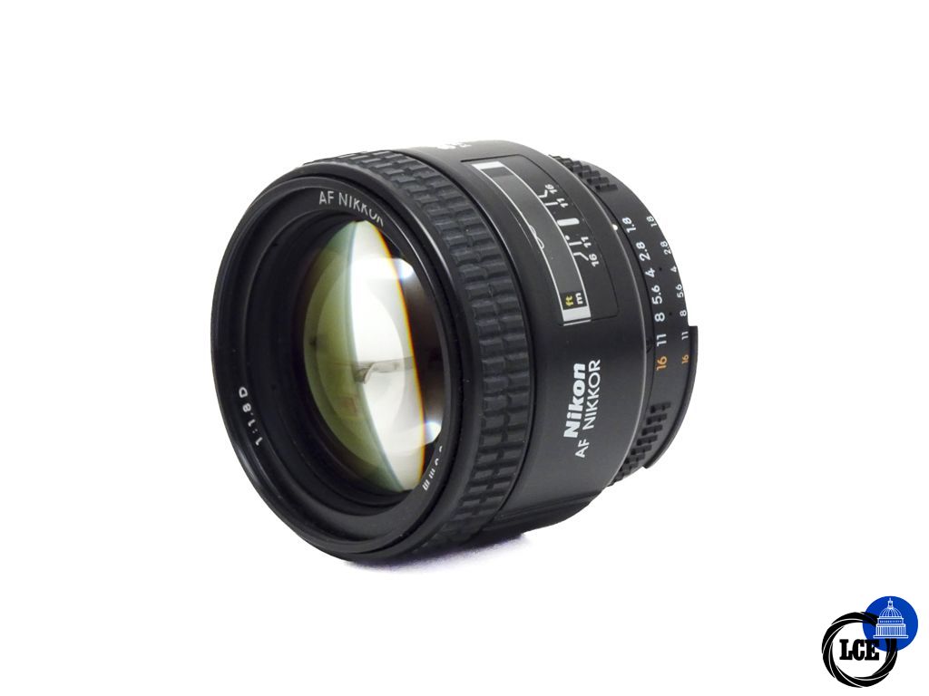 Nikon AF 85mm f/1.8D Nikon AF 85mm f/1.8D