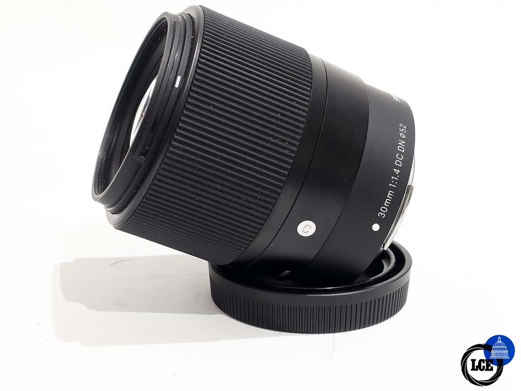 Sigma 30mm f1.4 DC DN Canon EF-M Sigma 30mm f1.4 DC DN Canon EF-M