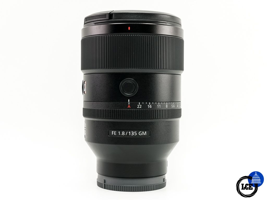 Sony FE 135mm F1.8 GM * LIKE NEW & BOXED * Sony FE 135mm F1.8 GM * LIKE NEW & BOXED *