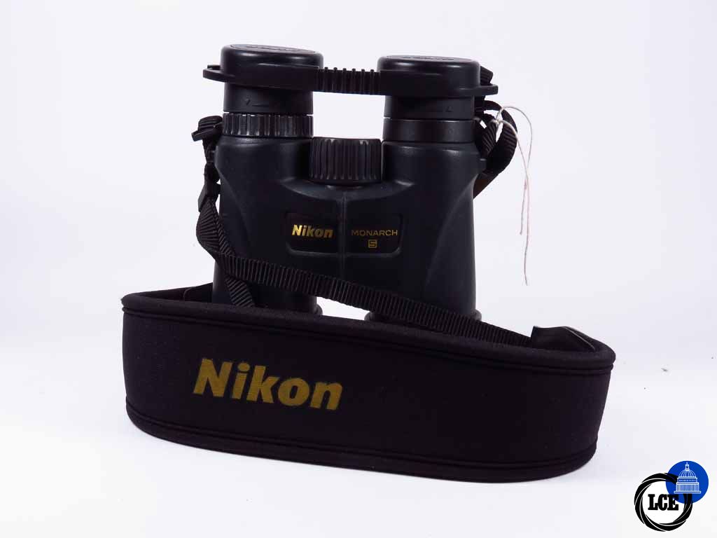 Nikon Monarch 5 12x42
