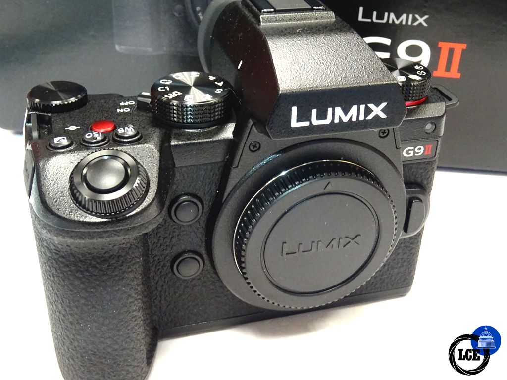 Panasonic G9 II + 12-60mm 3.5-5.6 