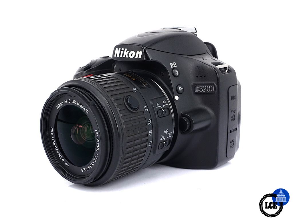 Nikon D3200 + 18-55mm F3.5-5.6 GII DX VR | 4*