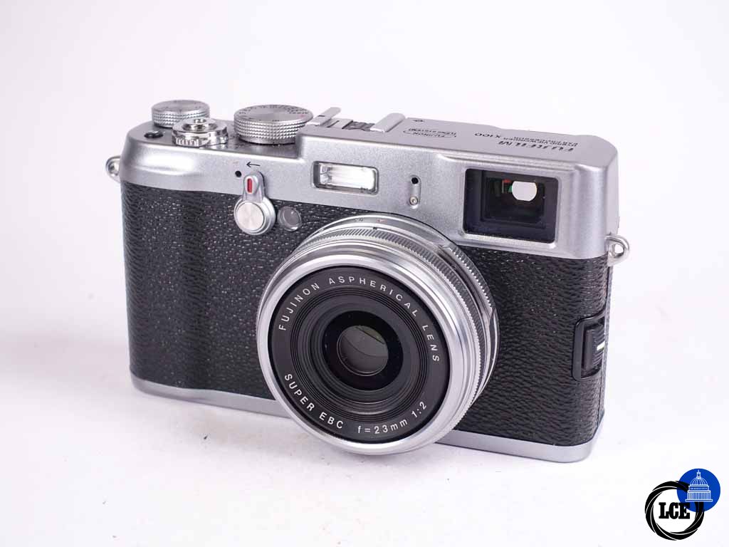 FujiFilm X100 Digital Compact