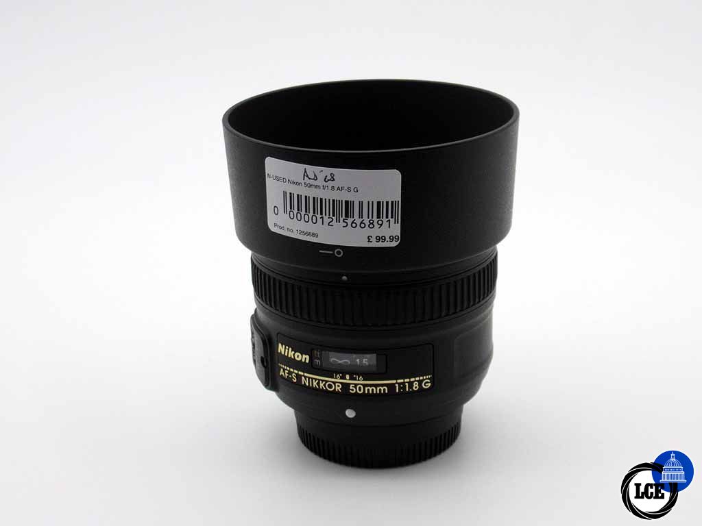 Nikon AF-S 50mm f/1.8G inc Hood