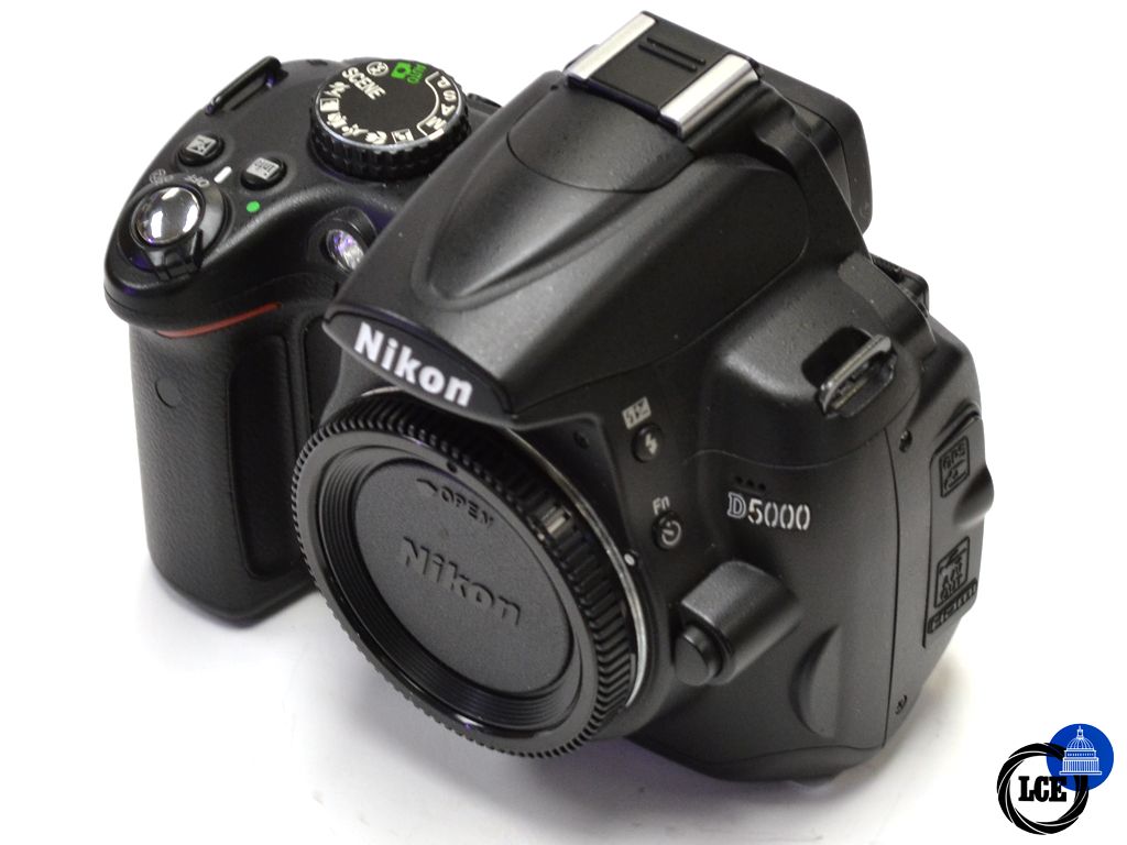 Nikon D5000 body