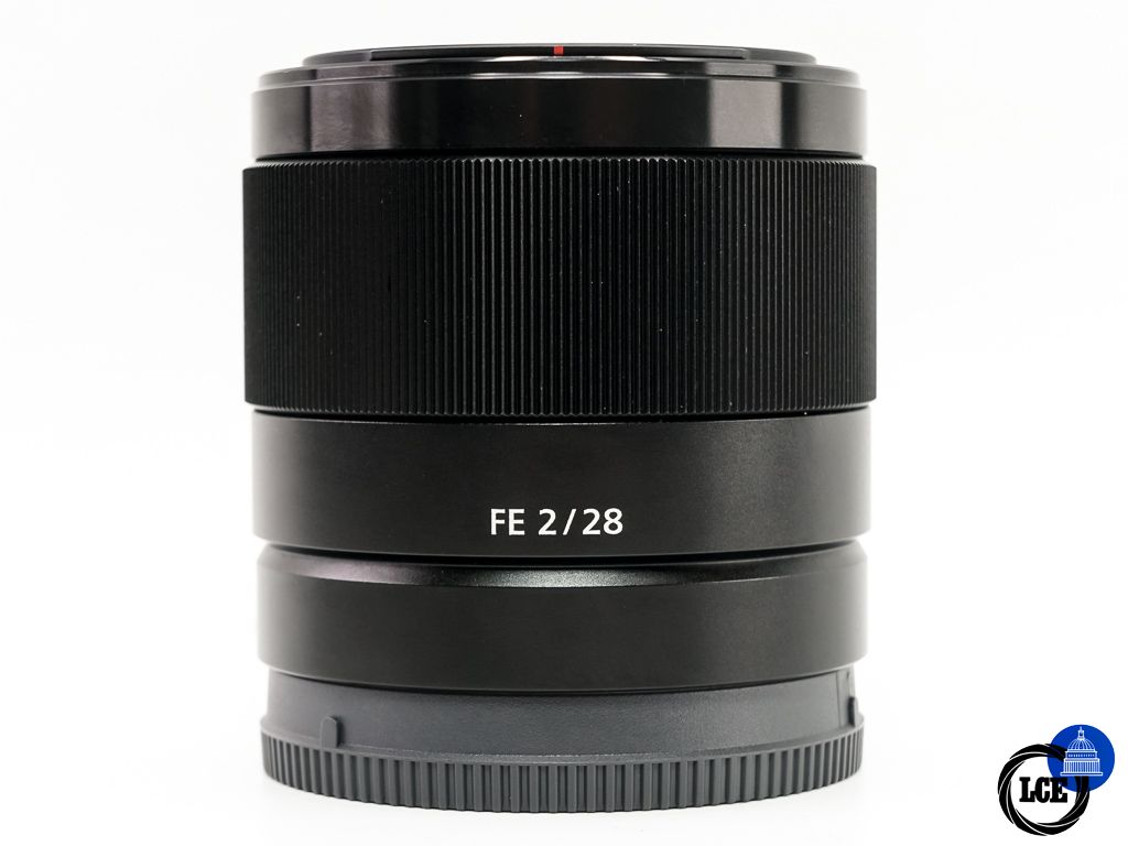 Sony FE 28mm F2 * BOXED * Sony FE 28mm F2 * BOXED *