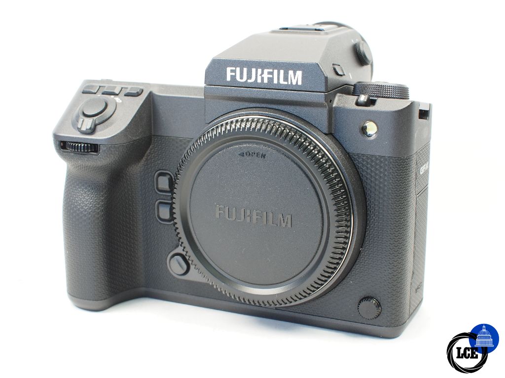 FujiFilm GFX100 II Body shutter count 11,659