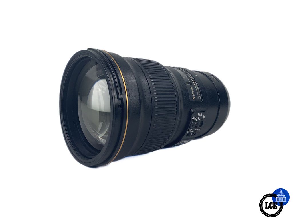 Nikon AF-S 300mm F4E PF ED Nikon AF-S 300mm F4E PF ED