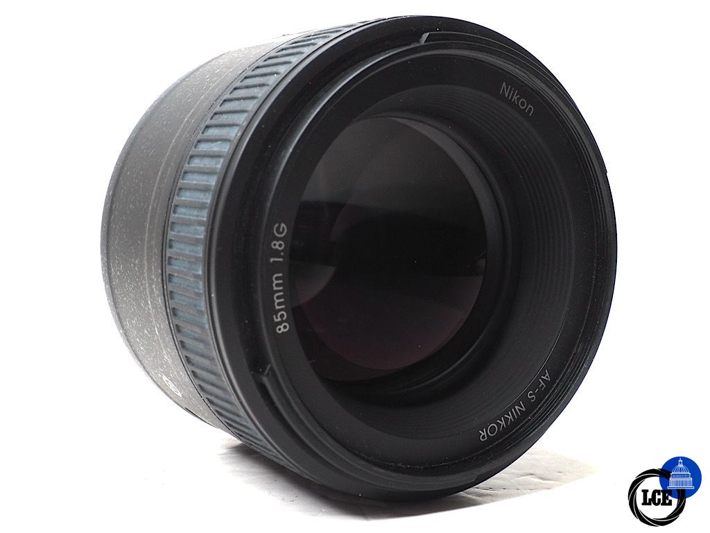 Nikon AF-S 85mm f1.8 G