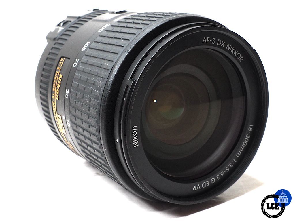 Nikon AF-S 18-300mm f3.5-6.3 VR