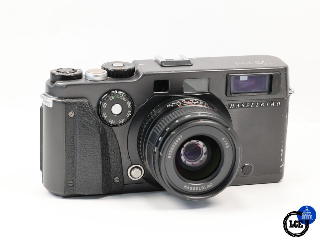 Hasselblad Xpan + 45mm F4