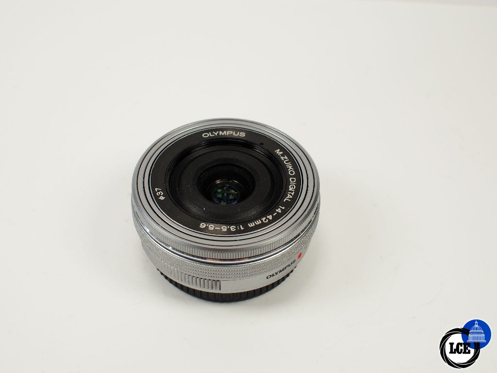 Olympus 14-42mm F3.5-5.6 EZ 