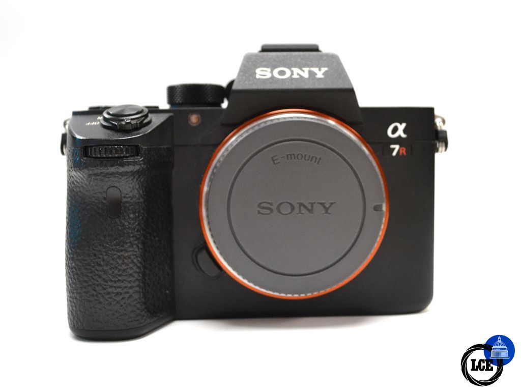 Sony A7R III Body