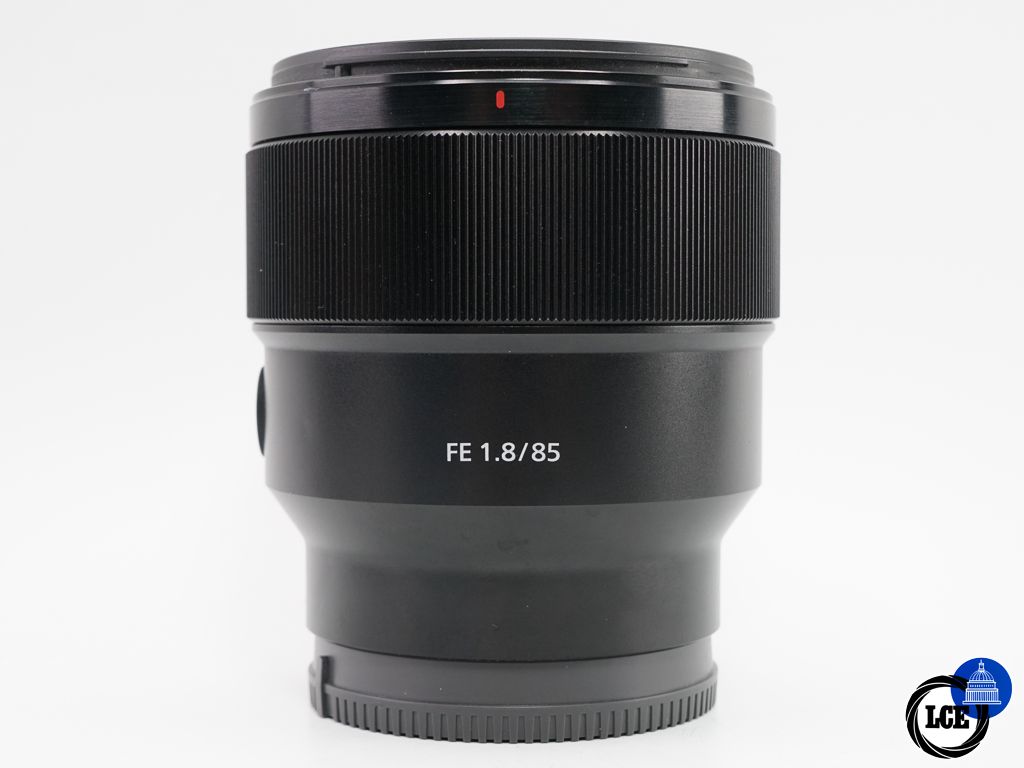 Sony FE 85mm F1.8 Sony FE 85mm F1.8