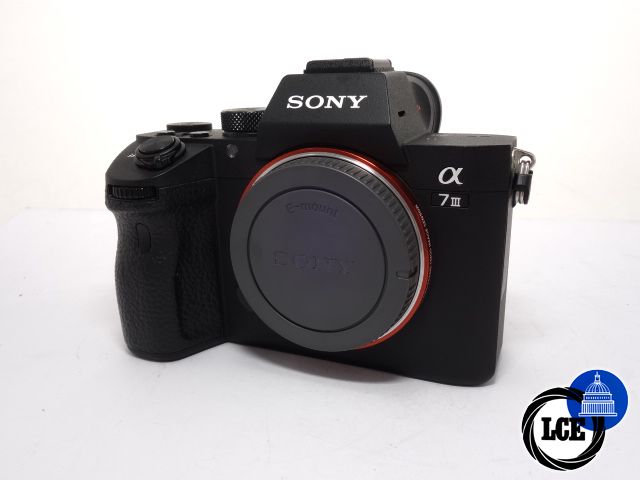 Sony a7 III BODY * WOW ONLY 1K SHOTS*