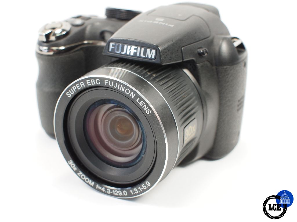 FujiFilm Finepix S4000