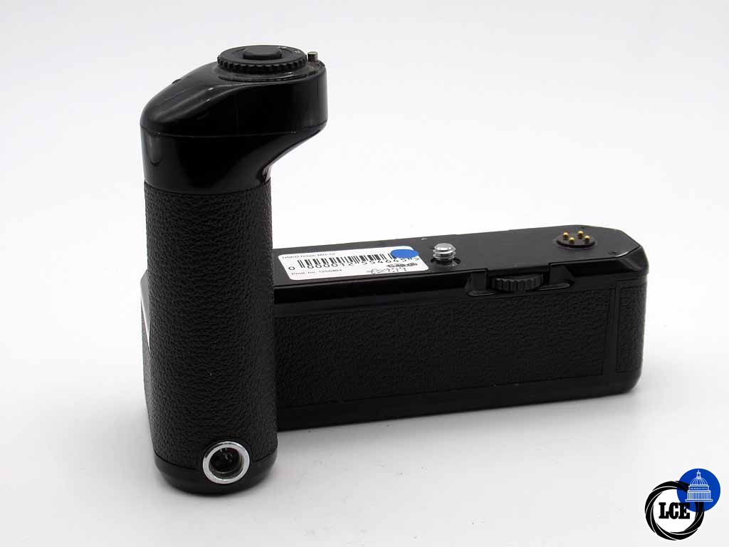 Nikon MD-12 motor drive grip