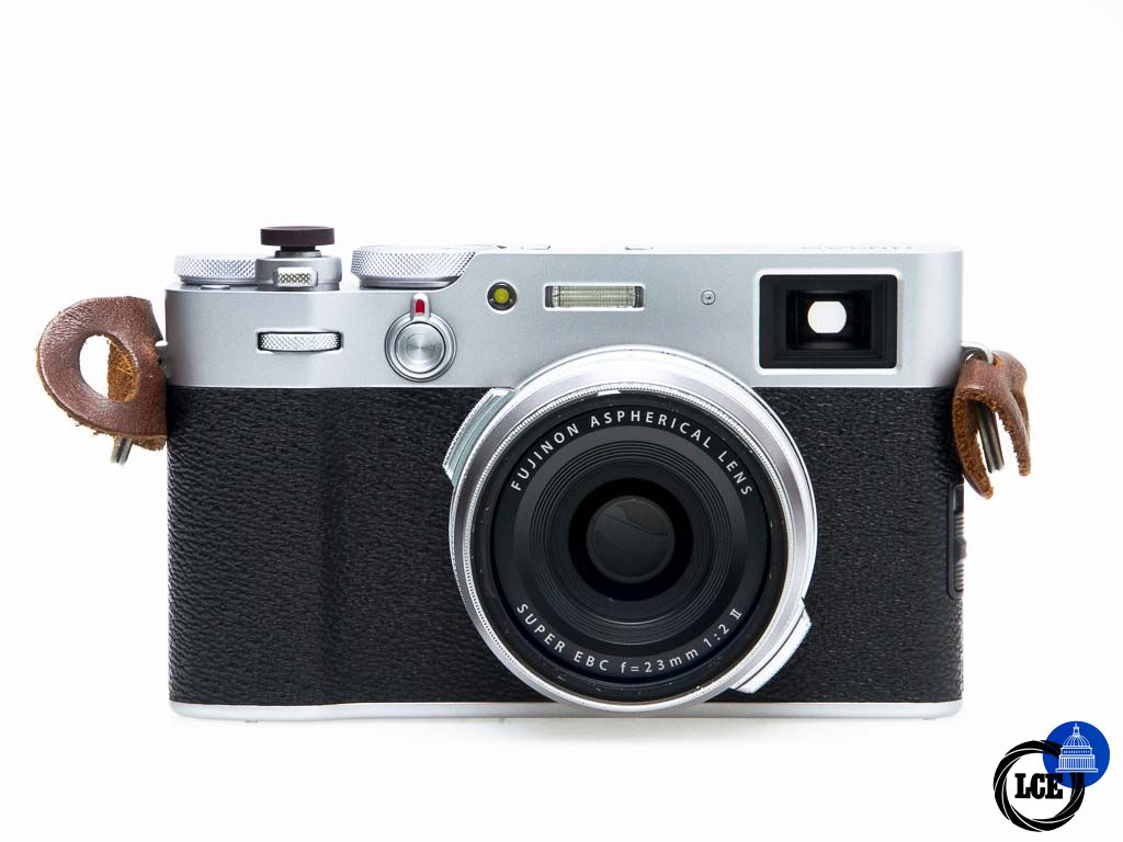 FujiFilm X100V + Leather Halfcase