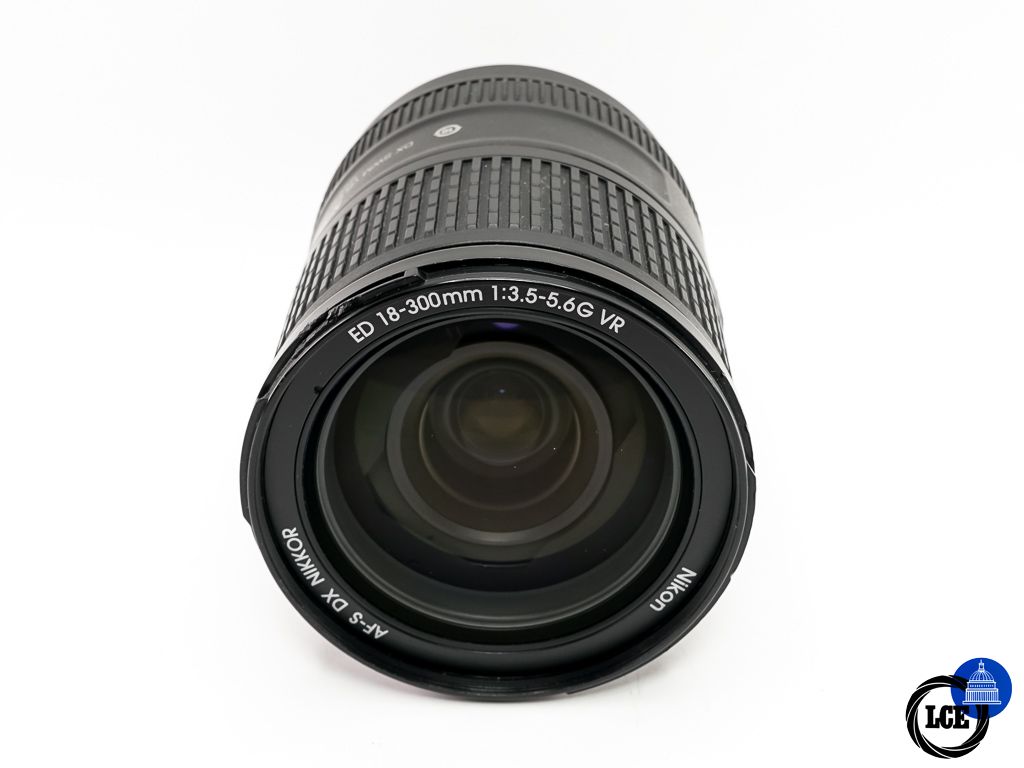 Nikon AF-S 18-300mm F3.5-5.6G ED VR DX 