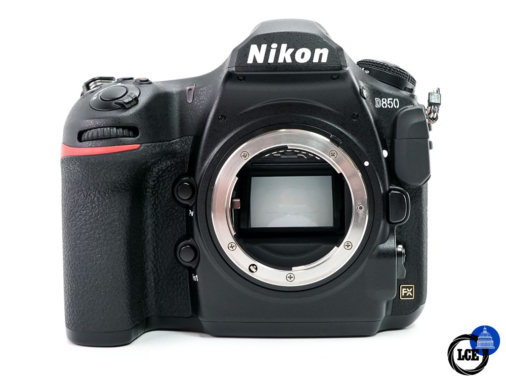 Nikon D850 Body * BOXED / SHUTTER COUNT 4.5K *