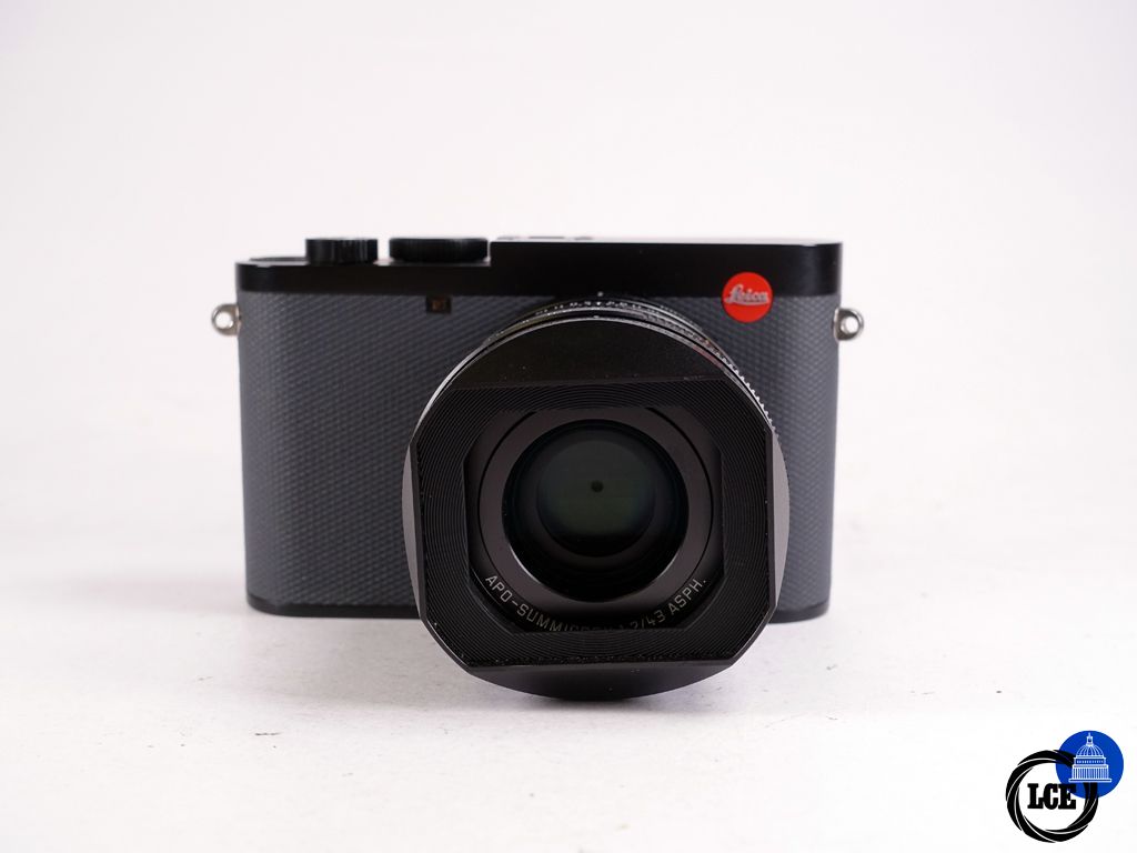 Leica Q3 43