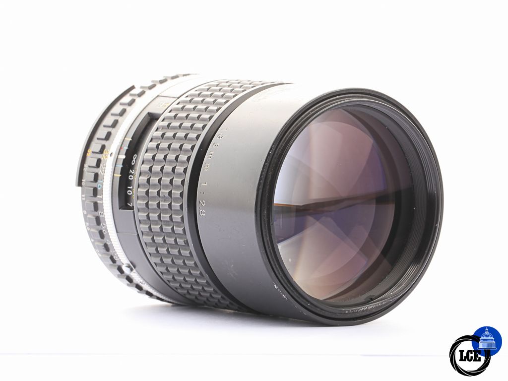 Nikon 135mm f/2.8 Series E [AIS] [3*] | 10114335