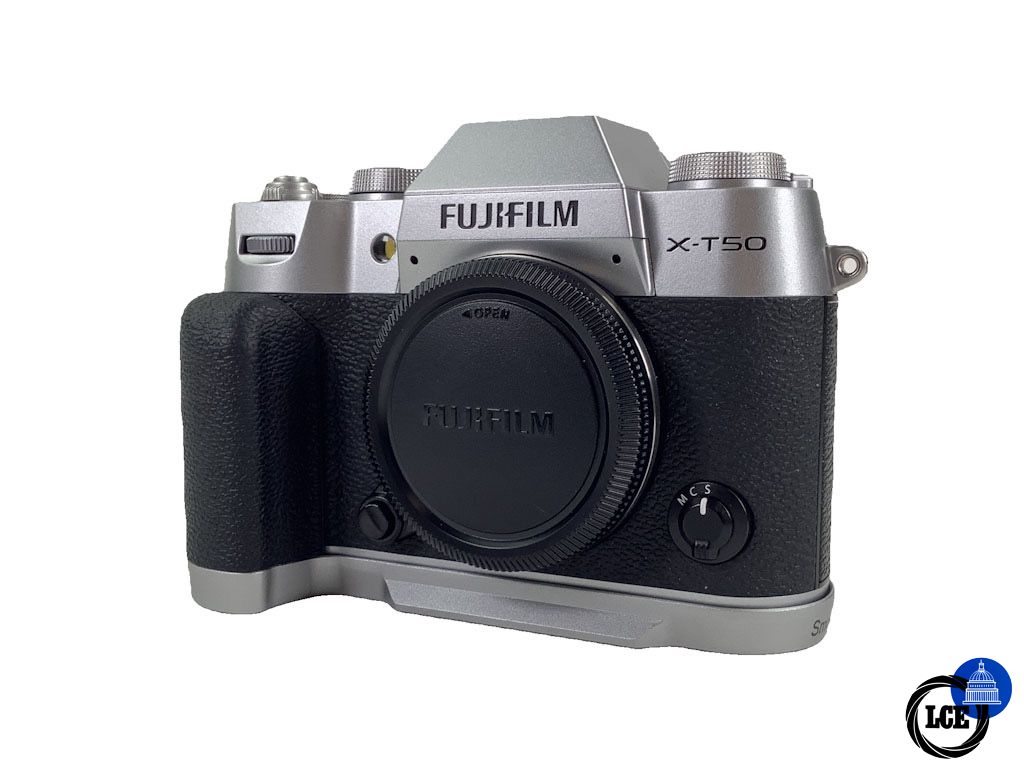 FujiFilm X-T50 Body + SmallRig Grip