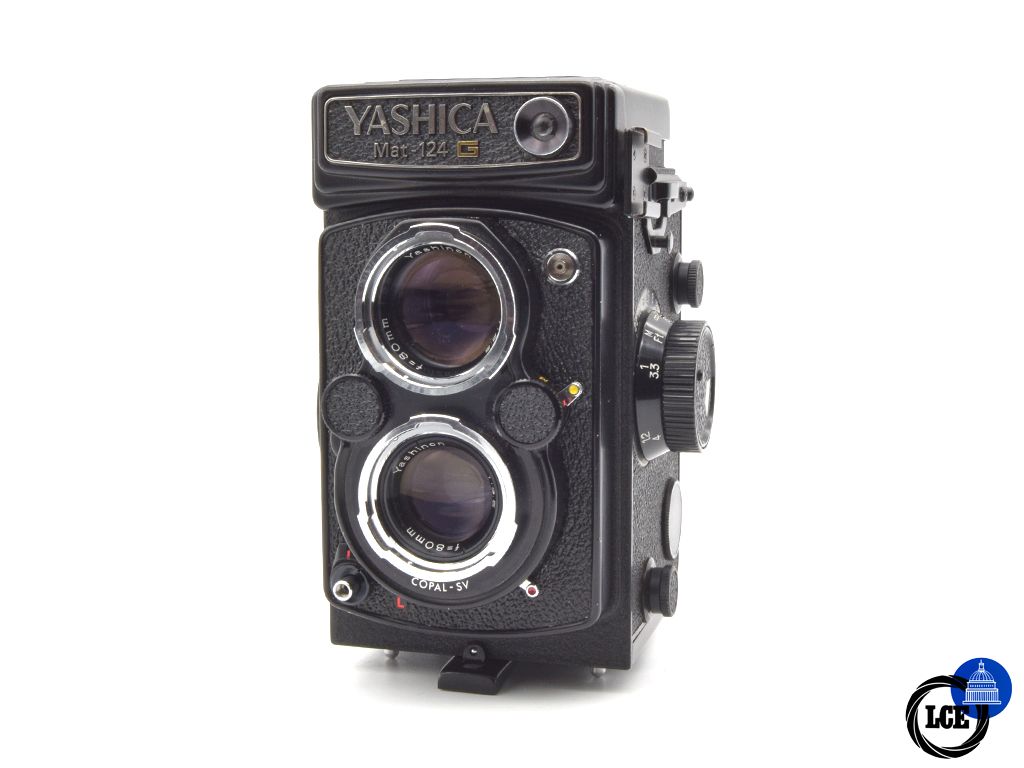 Yashica Mat-124 G Inc Accessories & Case