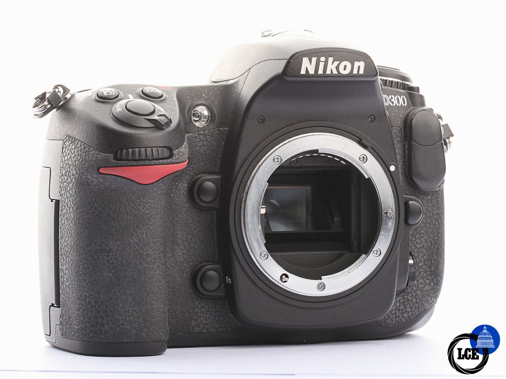 Nikon D300 Body [4*] | 10114363