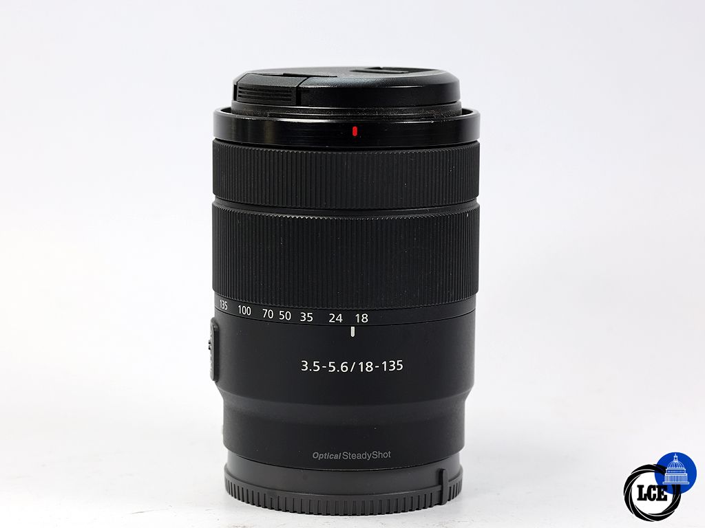 Sony E 18-135mm f/3.5-5.6 OSS